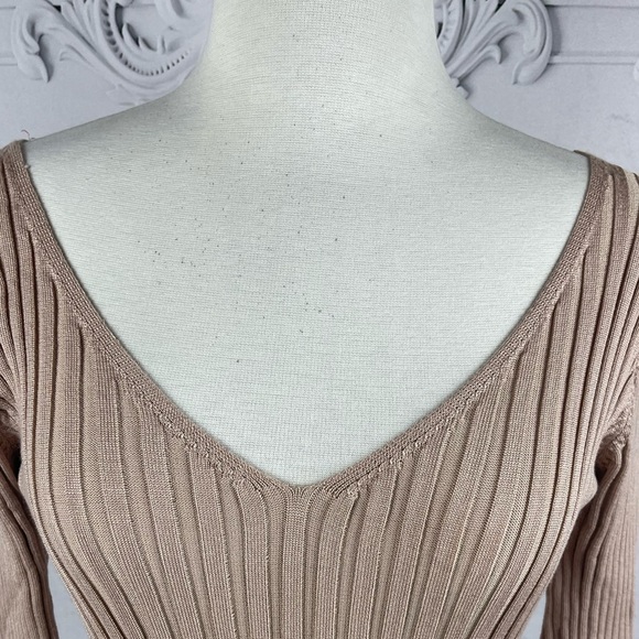 Kathy Ribbed Knit Long Sleeve Midi Sweater Dress - Picture 4 of 7